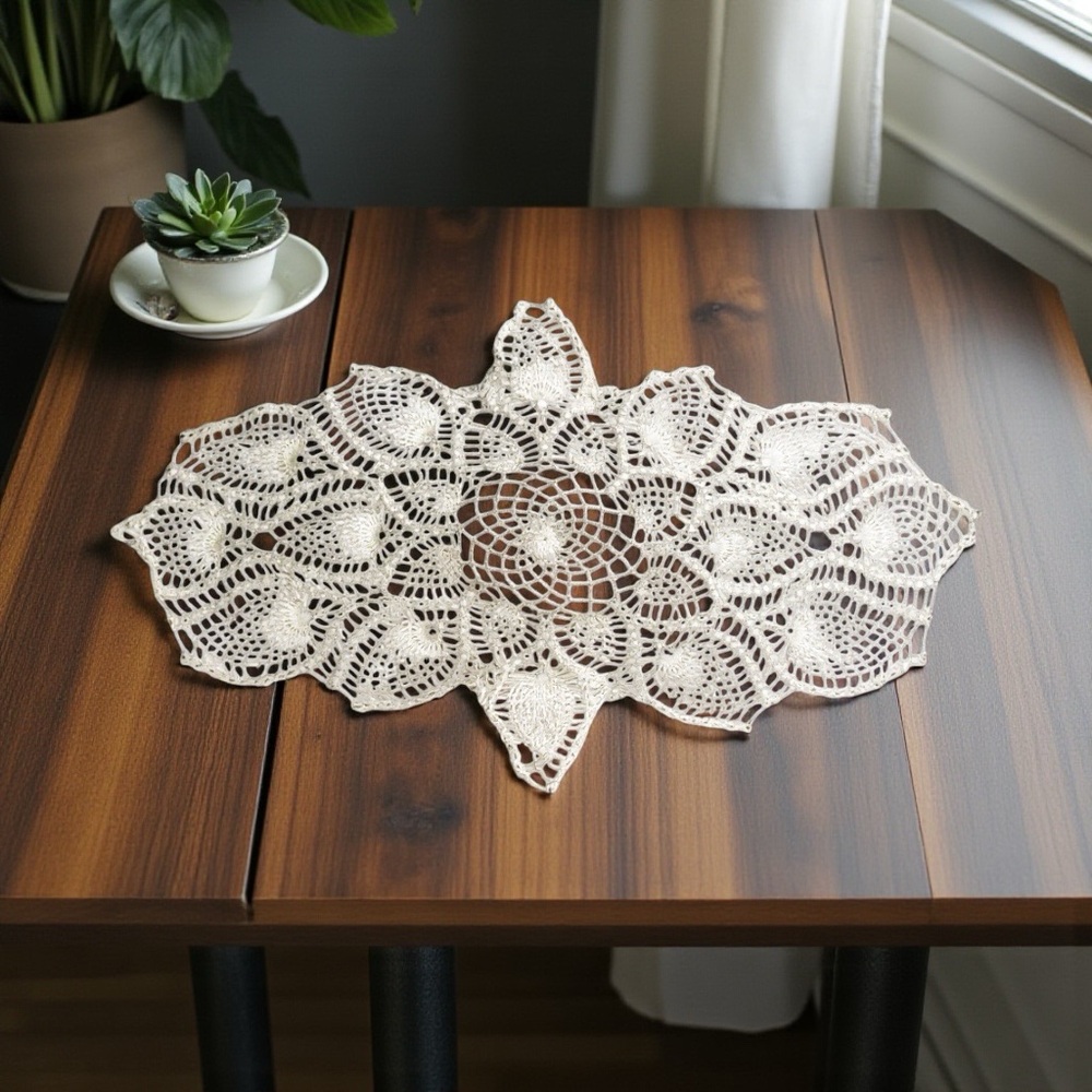 Vintage Oval Lace Doily Centerpiece Table Runner White Floral 34” Length